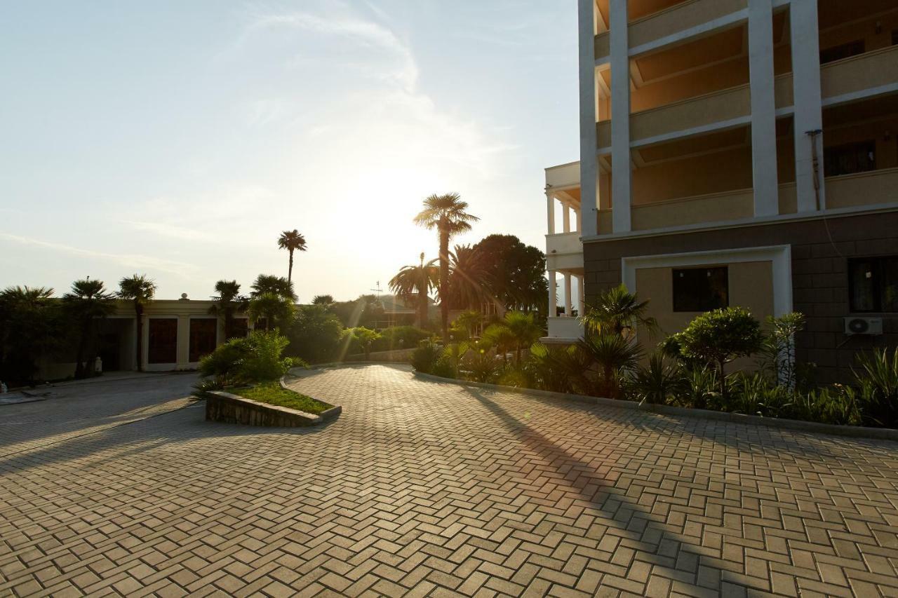 Old Gagra Hotel מראה חיצוני תמונה